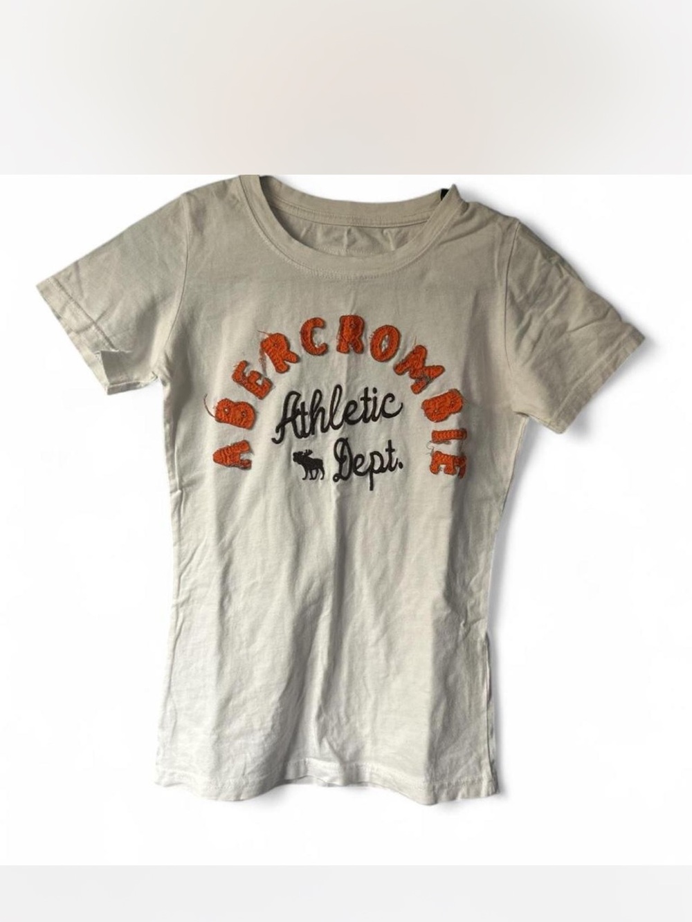 Abercrombie & Fitch White Logo Tag Tee